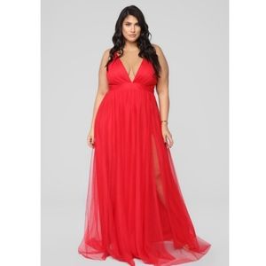 Fashion Nova On the Runway Tulle Maxi Dress